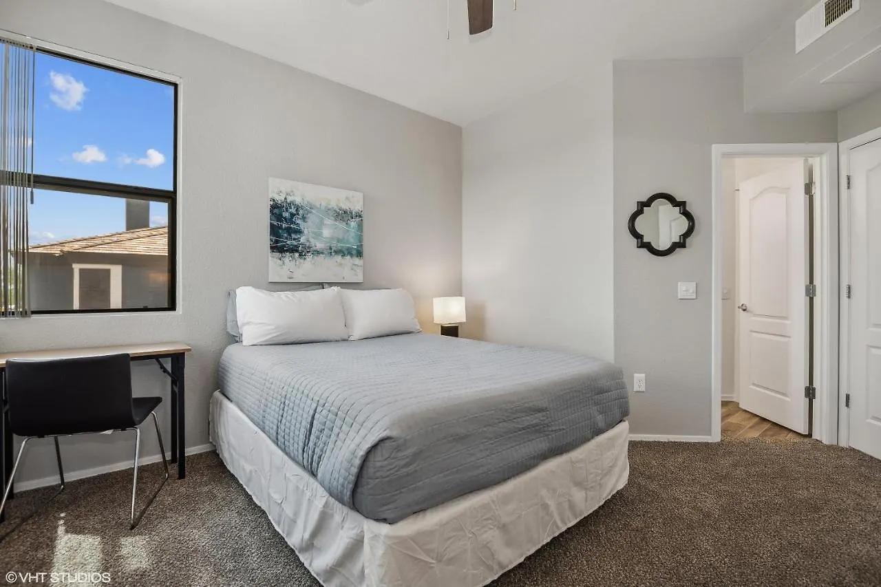 Ascent North Scottsdale Pool Gym Apartments Near Mayo And Scottsdale Quarter United States